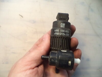Wischwasserpumpe Pumpe Scheibenreinigung Opel GM 090586632 6660