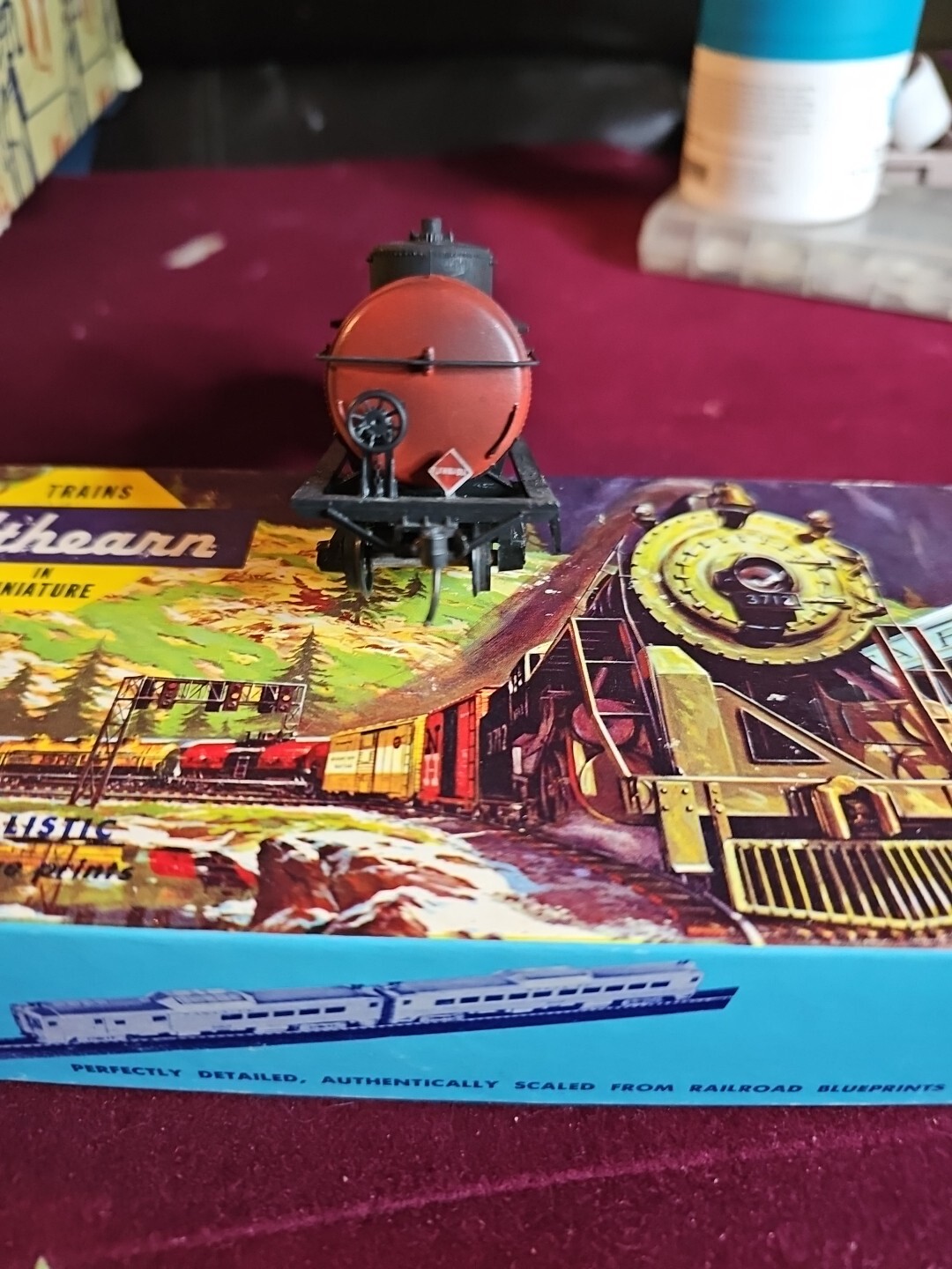 HO Scale Mobilgas 3 Dome Tanker Train Car With Custom Distressing | eBay