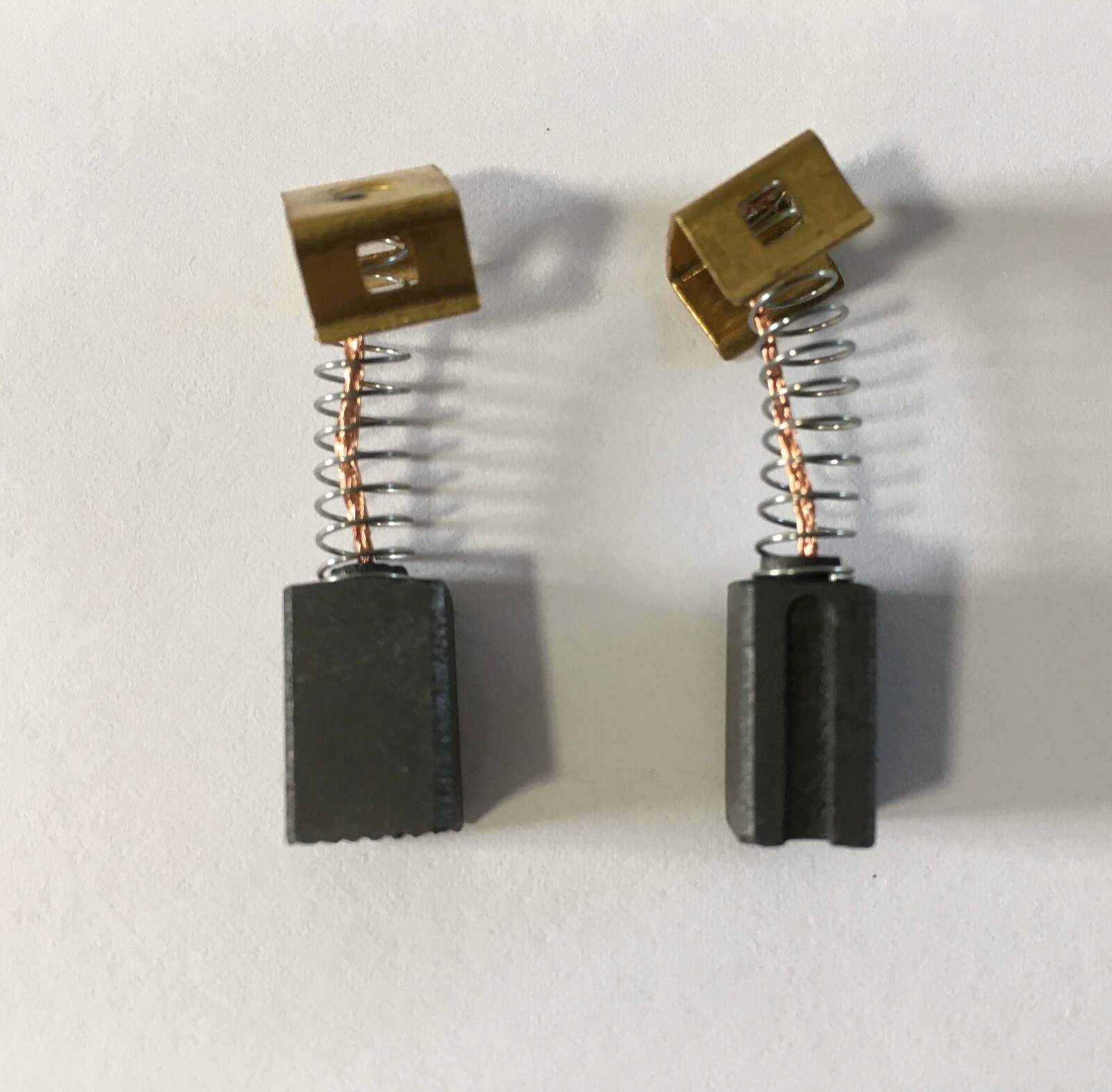 Carbon Brushes For Black & Decker CD115, CD110, AST6, CD105, KG915 — Replacement Motor Brushes