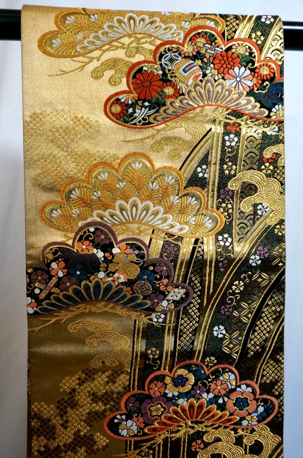Picture 2 of 10