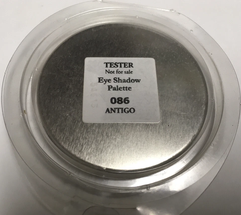 Sombra de ojos mate de larga duración Rouge Bunny Rouge ANTIGO 086 sin caja como muestra Foto 3 de 3