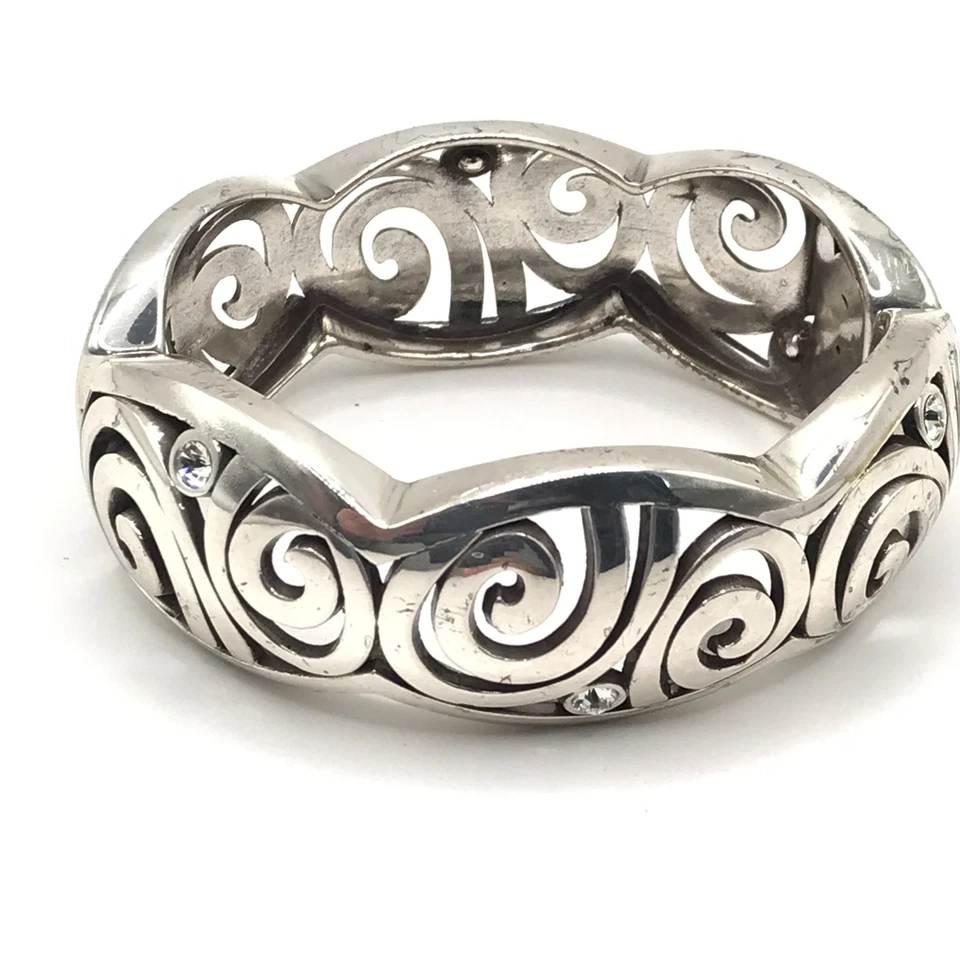 Brazalete Brazalete BRIGHTON Fácil de Encargar Magnético Abierto Grueso Placa de Plata Algo de Pátina Foto 2 de 4