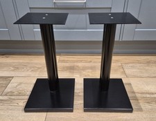 2x Heavy duty speaker / monitor stands. Black Metal. Fixed height 18.5" / 47cm