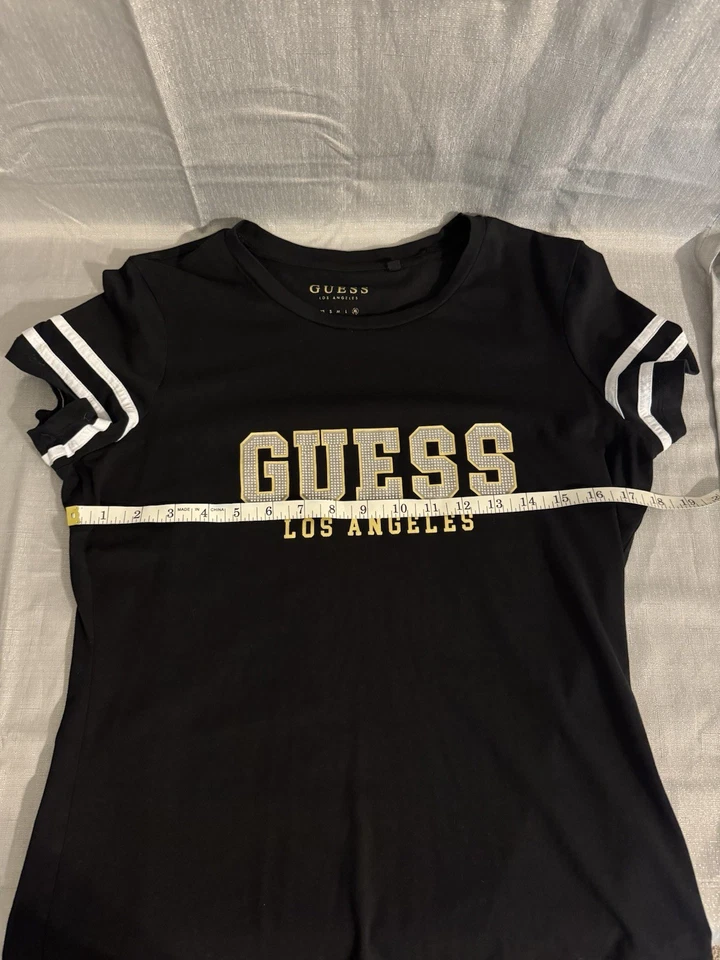 Camiseta GUESS Negra Dorada Estrás Crew Logo Letti XL/PEQUEÑA Foto 3 de 4