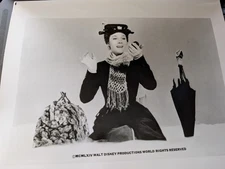 1981  CBS  TV 8x10 Glossy Julie Andrews-MARY POPPINS-w/press blurb