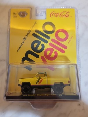 M2 MACHINES - COCA-COLA MELLO YELLO - 1973 CHEVY CHEYENNE SUPER 10 4x4