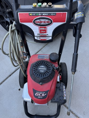#ad Simpson 3000 PSI Honda Engine Gas Pressure Washer 2.4 GPM don’t know if start $200.00