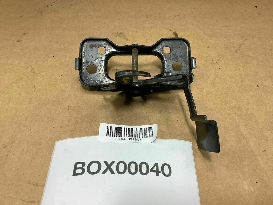 VOLKSWAGEN ROUTAN 2010 3,8 L V6 CAPÓ DELANTERO PESTILLO BLOQUEO GANCHO DE CAPTURA FÁBRICA Foto 3 de 3