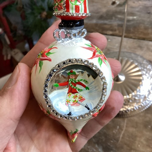 PATRICIA BREEN Santa Claus ice-skating poinsettia indent Christmas Ornament 5.75 - Picture 2 of 8