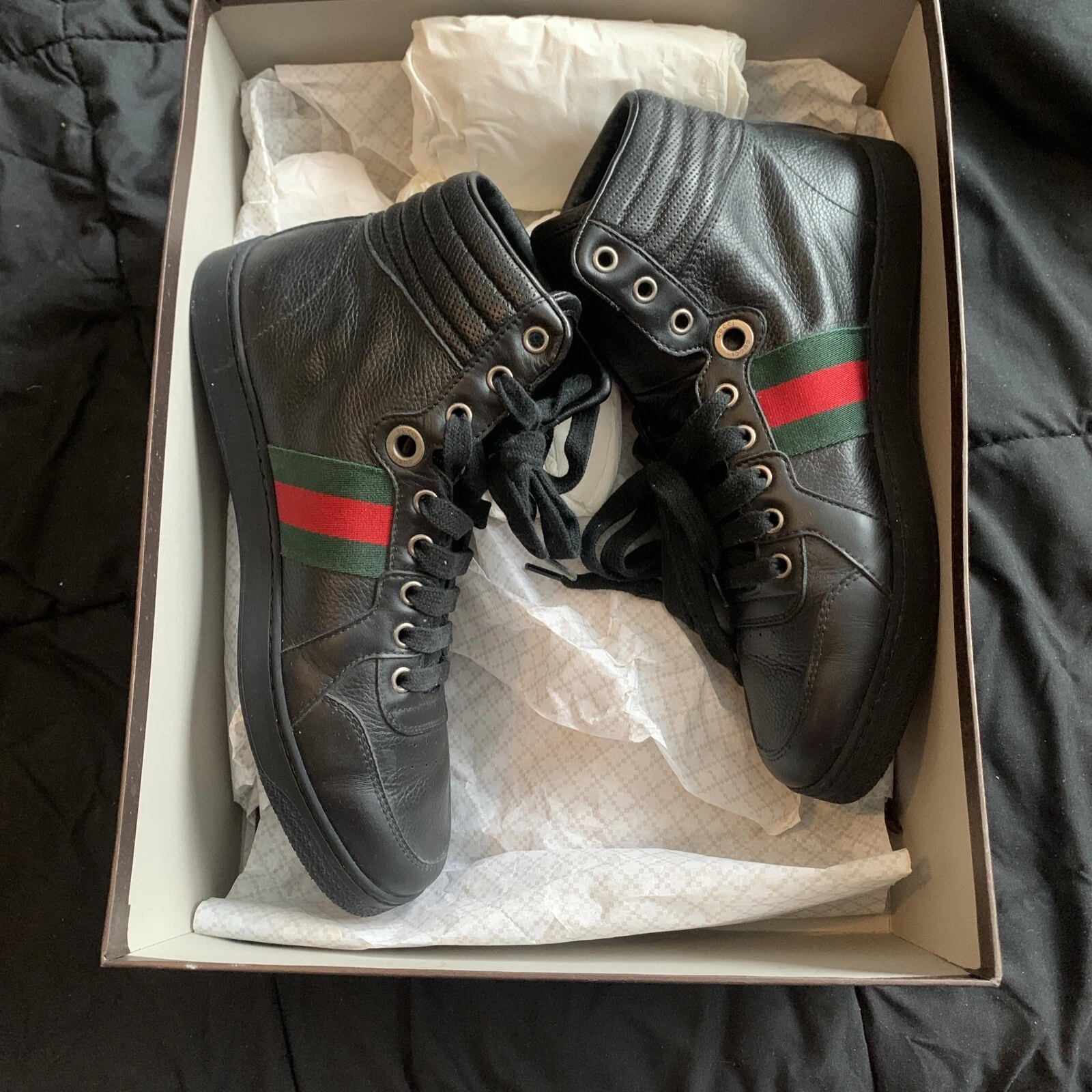 Haut Gucci rayé noir/vert/rouge homme taille 4,5 mais convient comme un 7 7,5