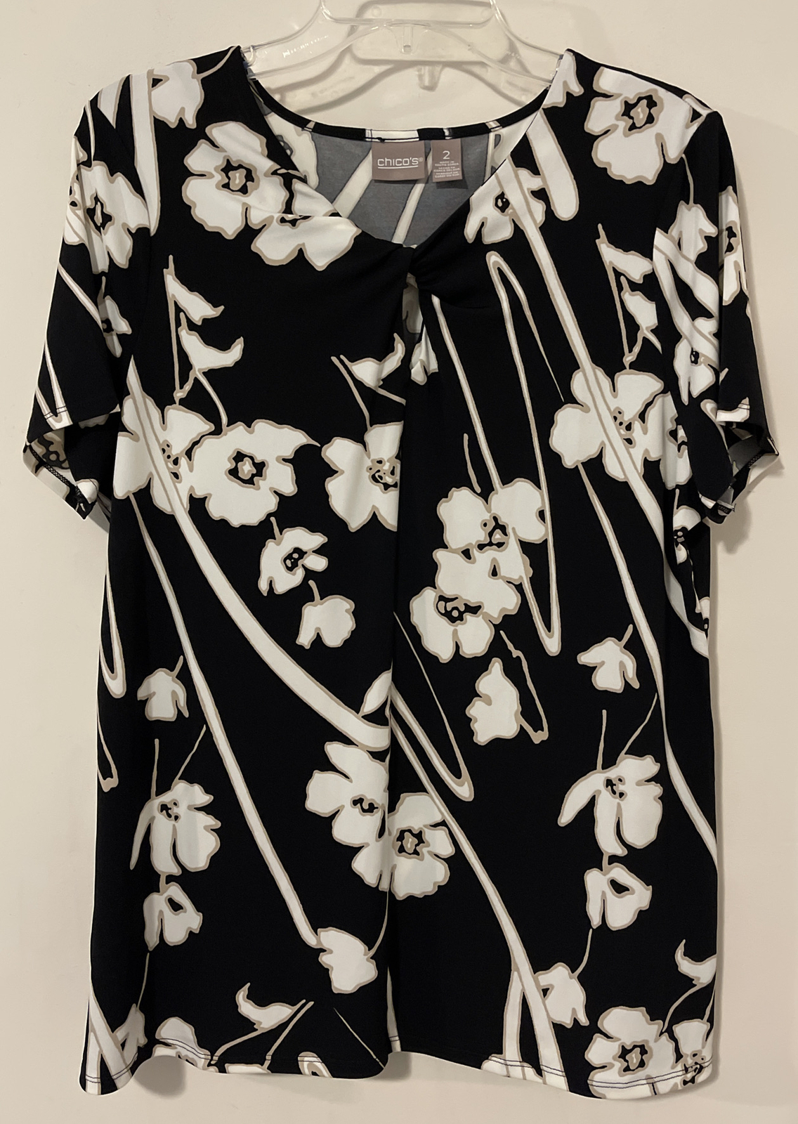 Chicos Womens Size 2 Black Floral Short-Sleeved Tunic Style Blouse! A447R