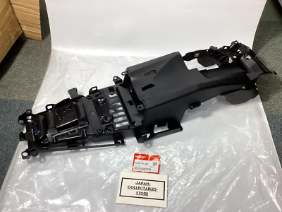 Honda 2017-2018 CB Rear Fender B 80105-MKF-D60 New OEM | eBay