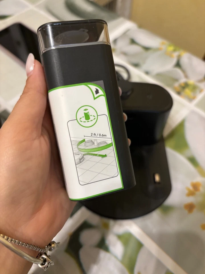 iRobot Roomba e5 (5154) 0,6L Robot Aspirapolvere senza Sacco - Argento - Immagine 4 di 4