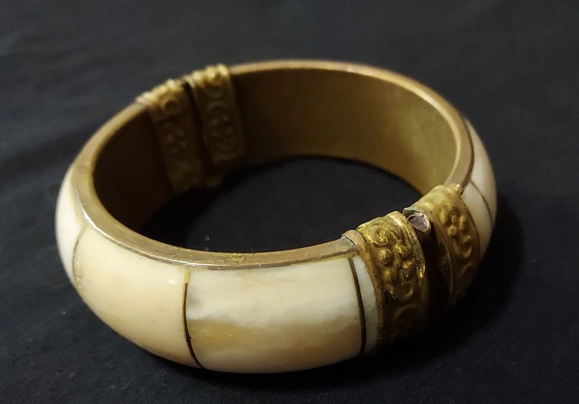 Antique african shop ivory bangle