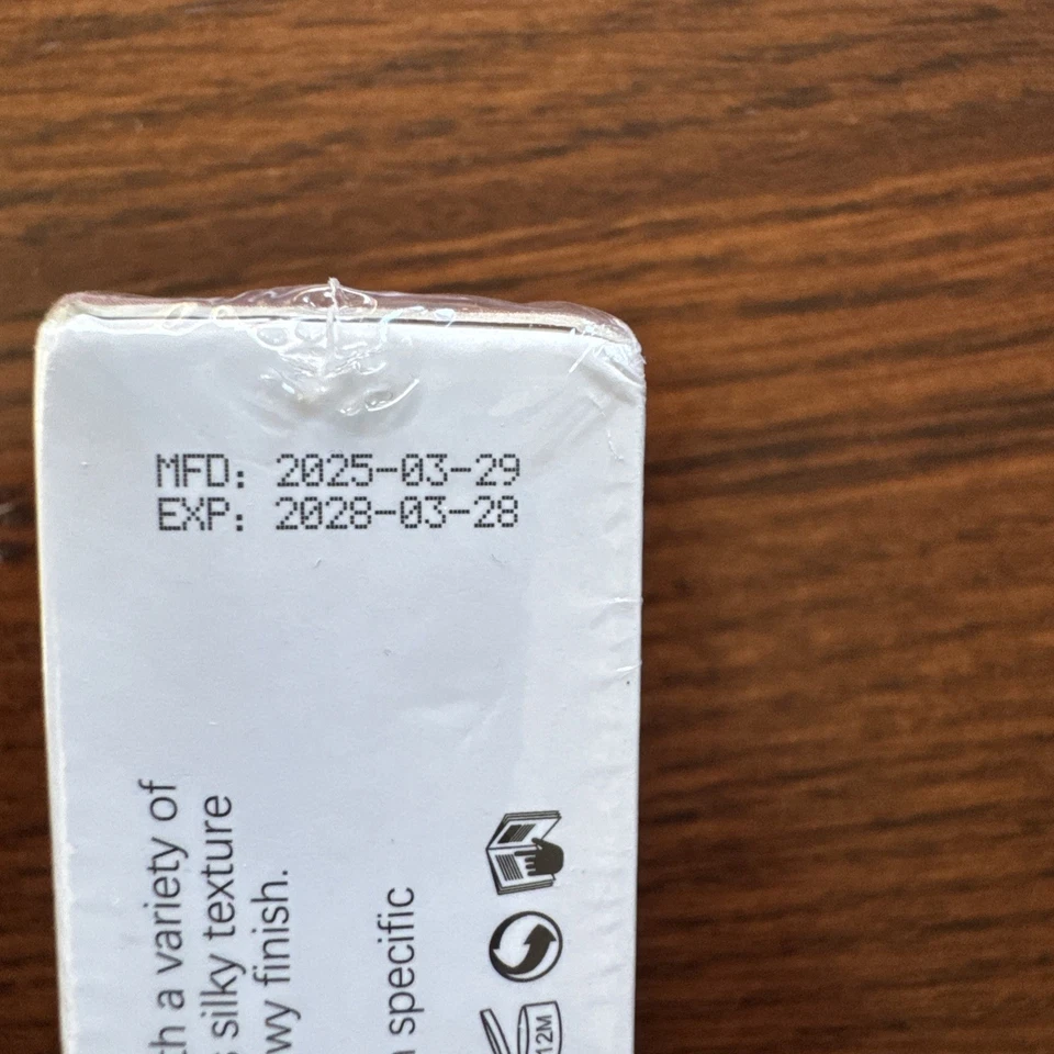 Lakerain Beauty Balm Serum Boosted Skin Tint Hydrating - Image 2 of 4