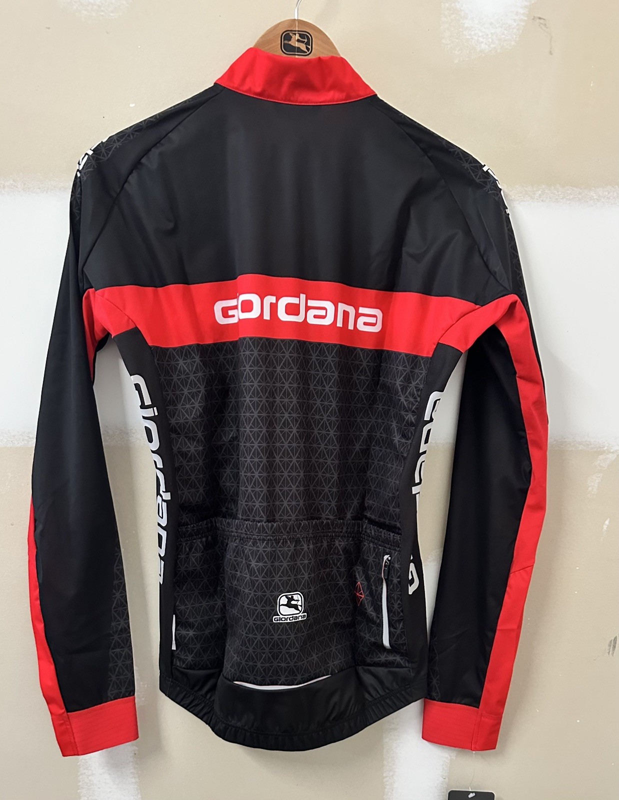 NWT GIORDANA FRC JACKET LIGHT WEIGHT  CYCLING ITALY  SIZE M