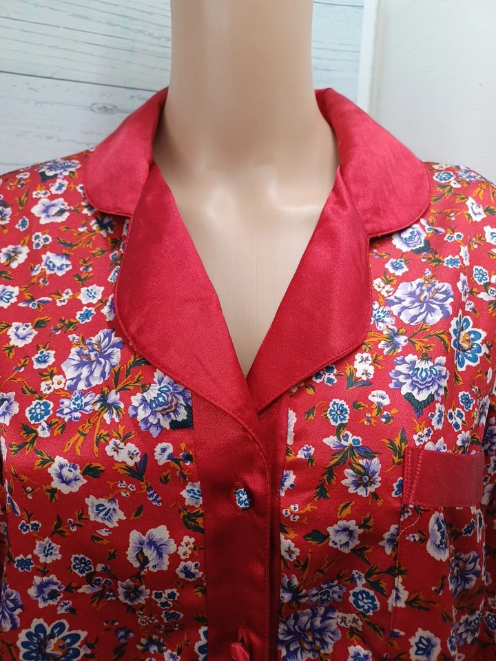 Camisón de Colección Gilligan & O'Malley S Rojo Satén Camisón Floral Manga Larga Foto 2 de 4