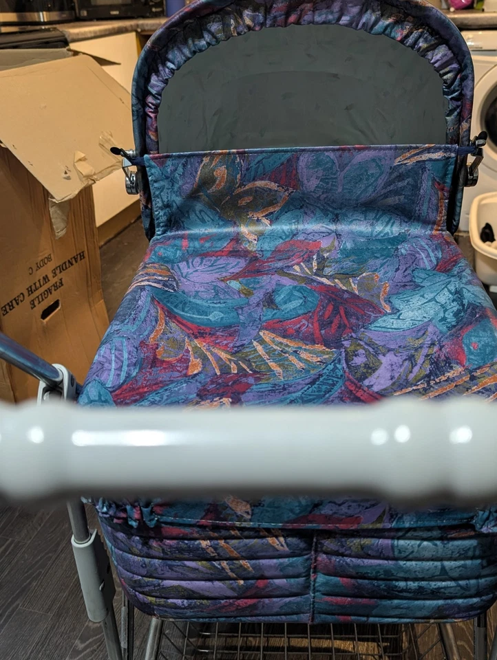 Vintage 90s Silver Cross Wayfarer Excel pushchair and pram with accessories - Image 3 of 4