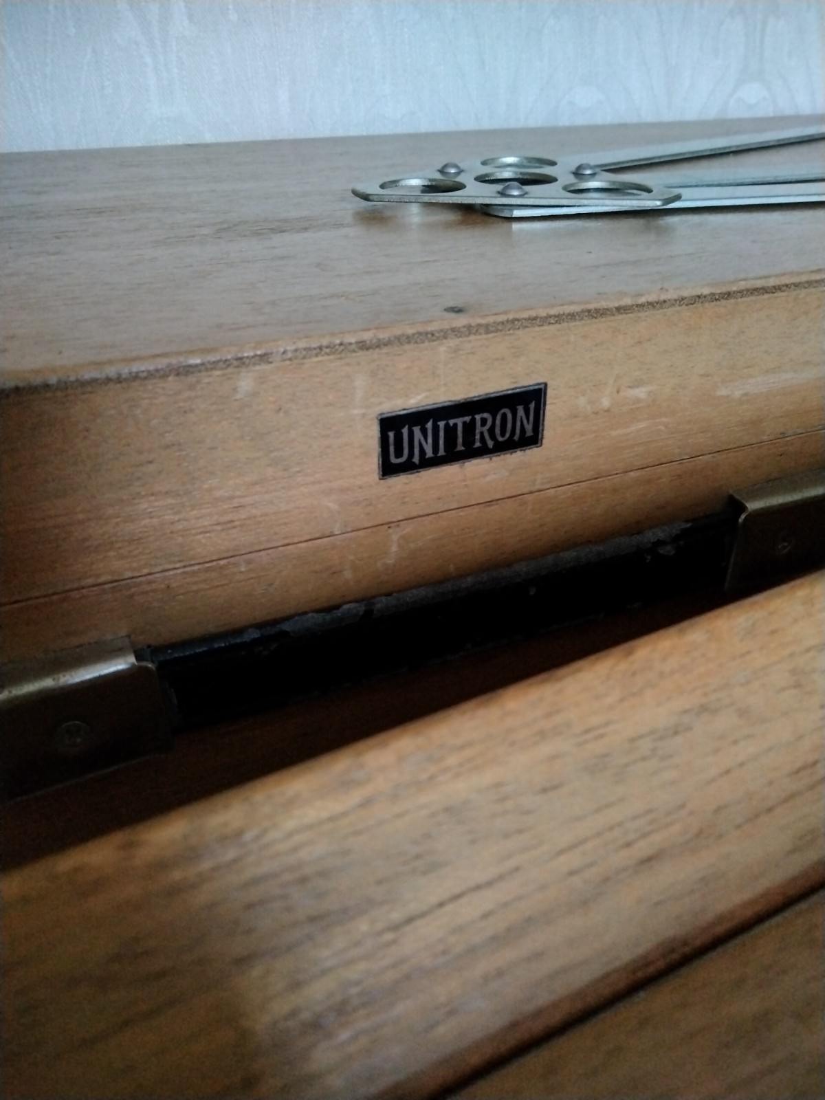 Unitron Model 128 Equatorial Refractor - Wooden Cabinets - 1.25" Unitron Adapter