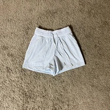 Lululemon Size 0 Dance Studio Short 3.5" High Rise Starch Blue Lined