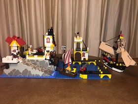 Vintage LEGO Pirates: Imperial Trading Post (6277) Mostly Complete