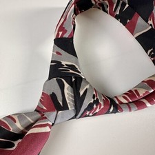 Italian Silk Styled Made in USA Mens Tie MADDER PATTERN Abstract Blk 56.5” X 4”