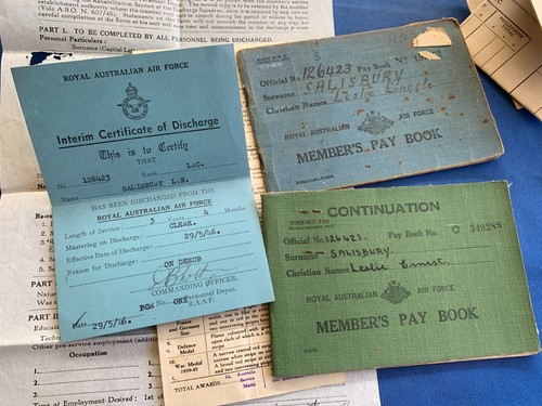 WW2 Australian RAAF Medal Group With Extras Royal Australian Air Force D12 - Picture 4 of 6