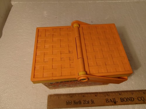 Vintage Fisher Price 677 Picnic Basket Orange Bears 1974 Basket Only - Picture 11 of 21