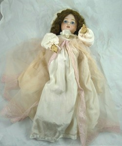 bambole in ceramica antiche