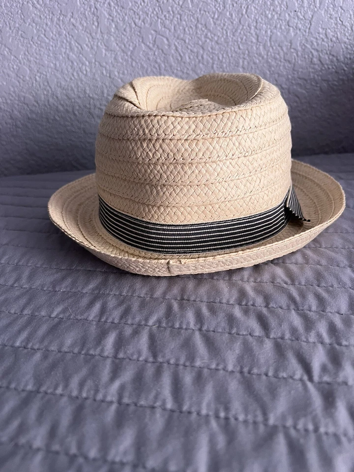 Antiguo sombrero de paja Fedora azul marino, S-M, con cinta a rayas. Usado en excelente estado. Foto 2 de 4