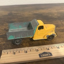 TootsieToy 1:43 Diecast Yellow Green Dump Truck Toy Vintage