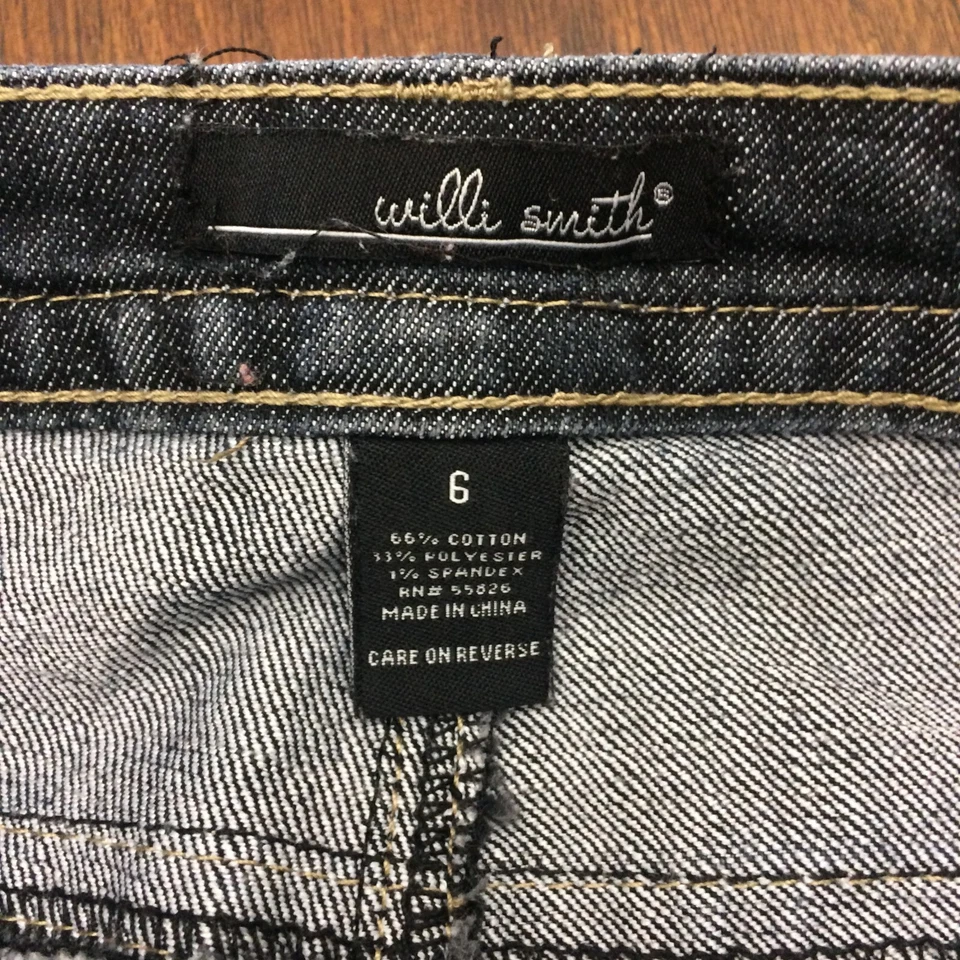 Pantalones de mezclilla Willi Smith Capri lavado oscuro tiro medio para mujer talla 6 hebillas en dobladillos Foto 2 de 4