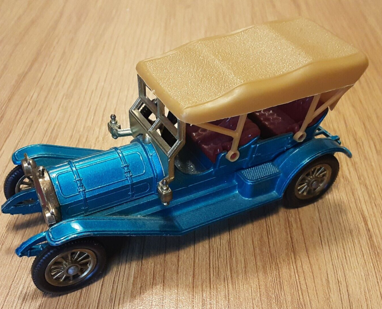 Matchbox Yesteryear Y12, 1909 THOMAS FLYABOUT - Free Price Guide