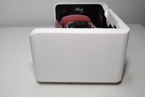B39 1:18 BBURAGO BURAGO 3021 PORSCHE 356 B CUPÉ 1961 ROJO OSCURO NUEVO EN CAJA - Imagen 9 de 19