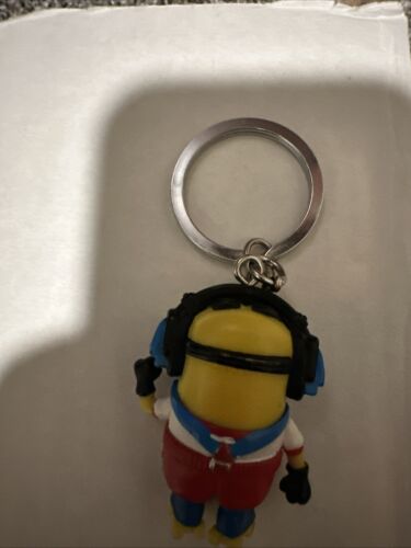 The Minions Rise of Gru Keychain Stuart - Picture 3 of 3
