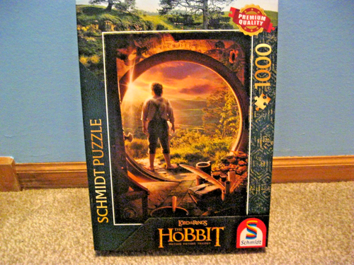 SCHMIDT 1000 PIECE PUZZLE THE HOBBIT: LEAVING BAG END NEW! 2025 *PRE ORDER*