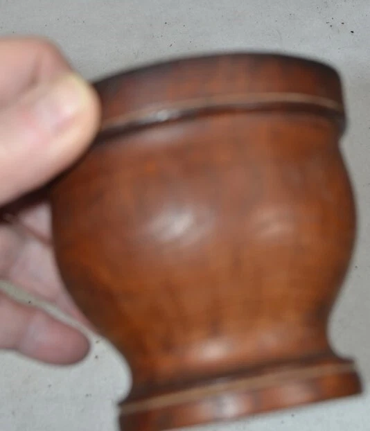 mortero/mazo antiguo pequeño 3,5x3,5 madera torneada árbol con mazo original años 1800 Foto 2 de 4