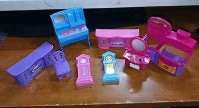Lot Of 8 Mini Dollhouse Furniture Stereo Console Desk Chair Kitchen Clocks