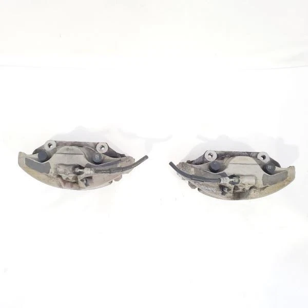 Pair Of Front Brake Calipers OEM 2011 2012 2013 2014 2015 2016 BMW 550i - Image 3 of 4