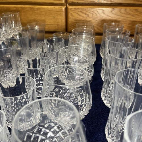 33 Vtg. Crystal D'Arques Longchamp champagne, wine, tea, water Glasses - Picture 13 of 23