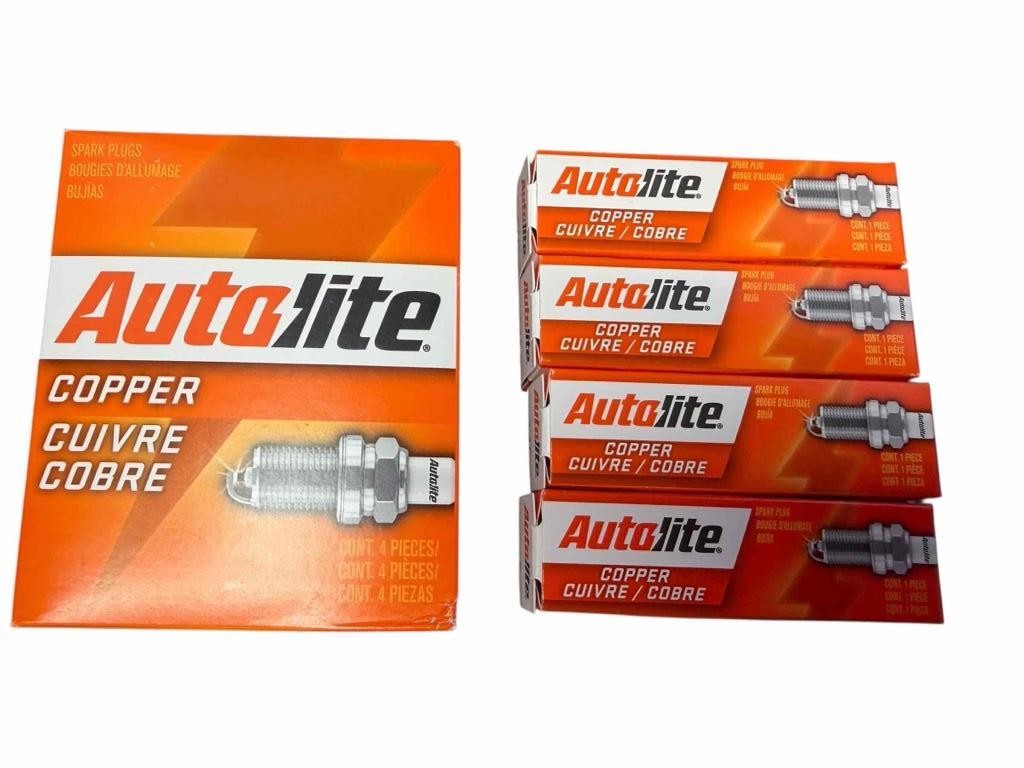 NEW 4 Pack Autolite Spark Plugs Copper Core 145