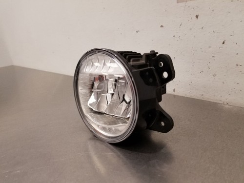 24 JEEP WRANGLER JL JLU LED FOG LIGHT LAMP FRONT RIGHT PASSENGER - Picture 2 of 12