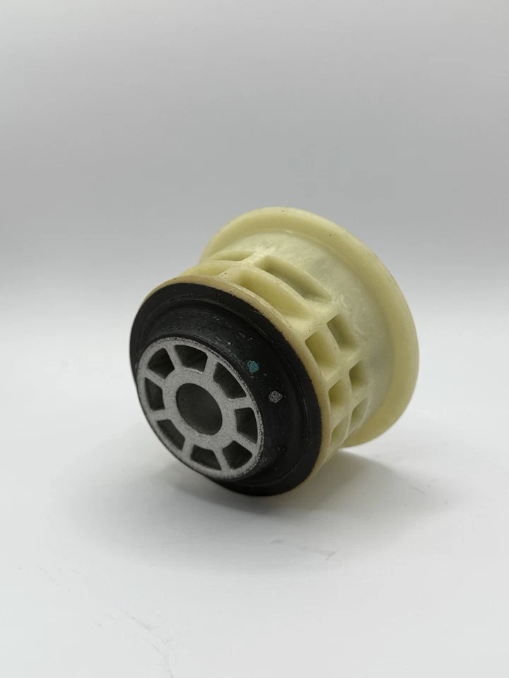 通用 13318429 发动机 摇篮 前衬 别克 Regal LaCrosse Impala — 第 4/4 张图片