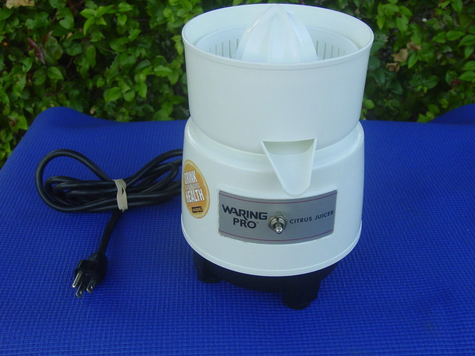WARING 31 JC 28 WHITE ELECTRIC JUICER CITRUS PRESS HOUSEHOLD & COMMERCIAL USE