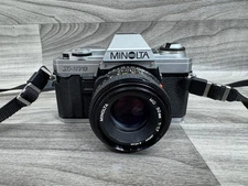 MINOLTA X-370 35MM FILM SLR CAMERA BUNDLE KIT 1.7 50MM OEM LENS (READ)