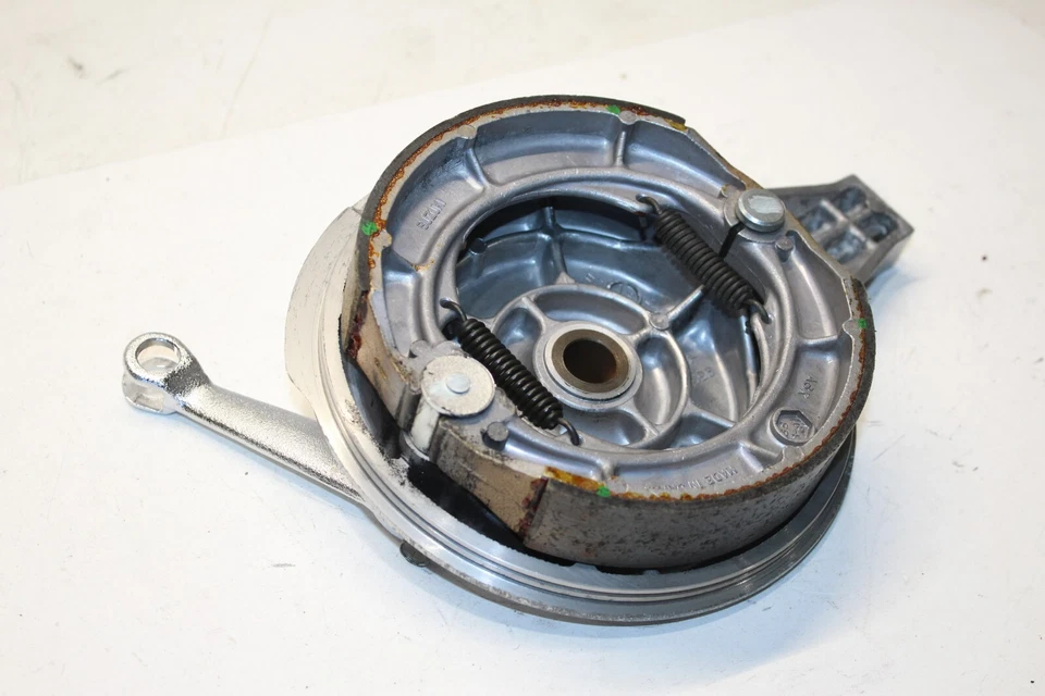 Suzuki Boulevard S40 LS650 2007 freno de tambor trasero Foto 2 de 4