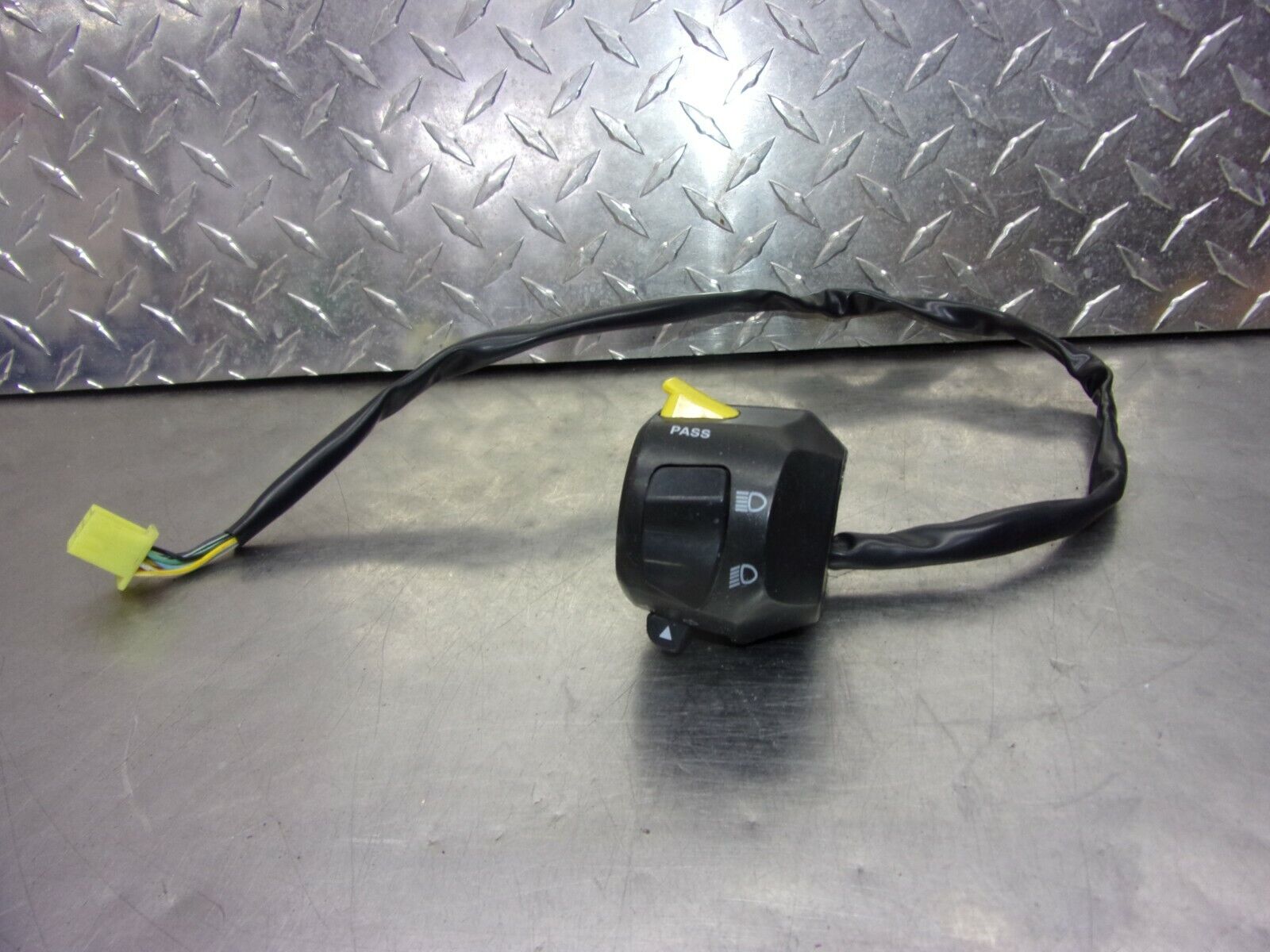 Picture 2 of 6