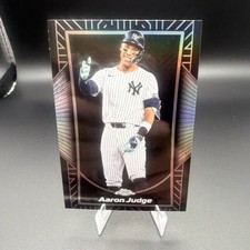 2025 Topps Chrome Aaron Judge #SE-2 Shadow Etch Insert New York Yankees Baseball