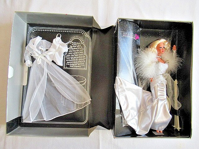 Barbie Silver Screen 1993 de collection vintage complète dans sa boîte Mattel 11652