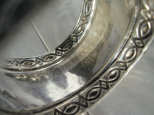 ANTIQUE WATROUS MFG Co. SOLID STERLING SILVER NAPKIN RING MONOGRAMMED “Joan” - Picture 8 of 13